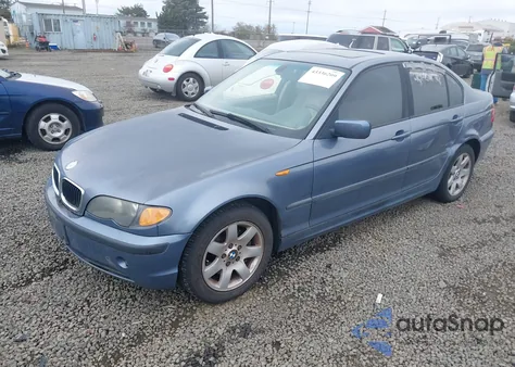 2003 BMW 325Xi z USA, uszkodzony, nr VIN WBAEU33413PM54969